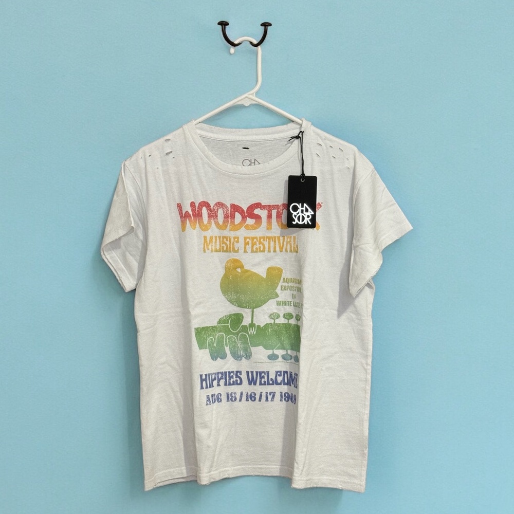 CHASER Woodstock Distressed Graphic Tee